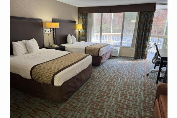 OYO Hotel Harriman image 27