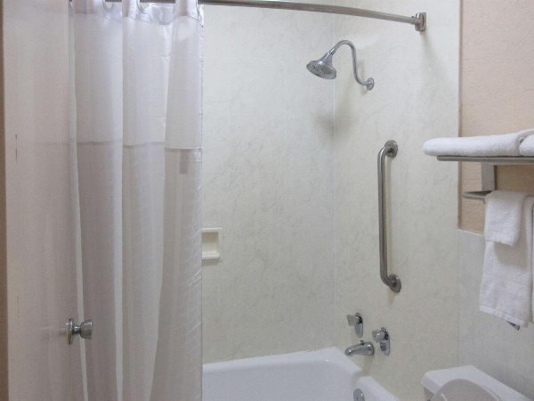 OYO Hotel Harriman image 7